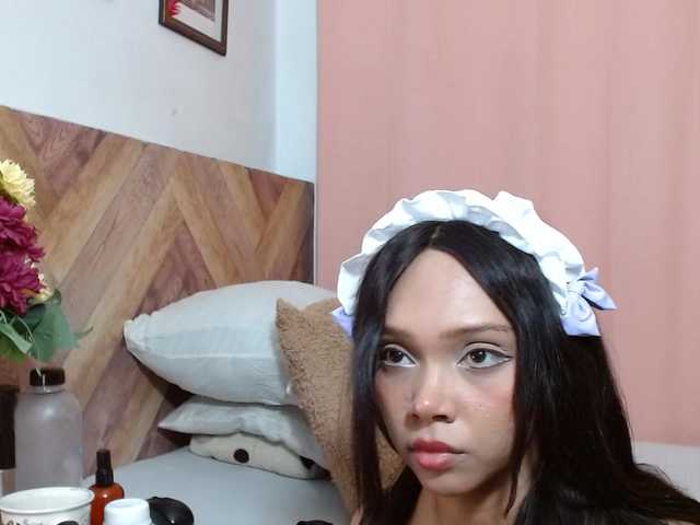 idalisVanucci live cam on BongaCams