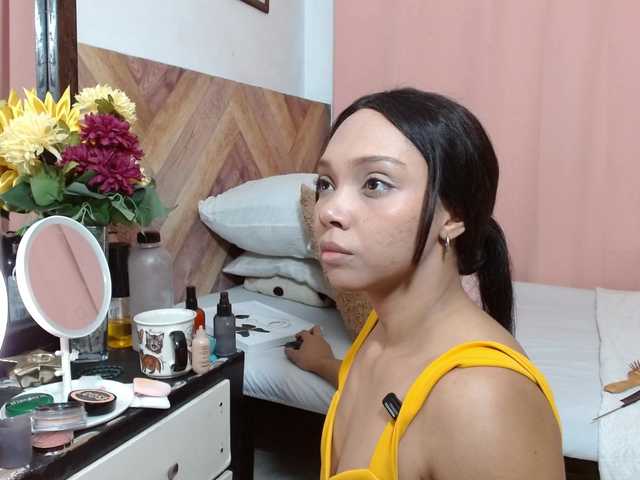 idalisVanucci live cam on BongaCams