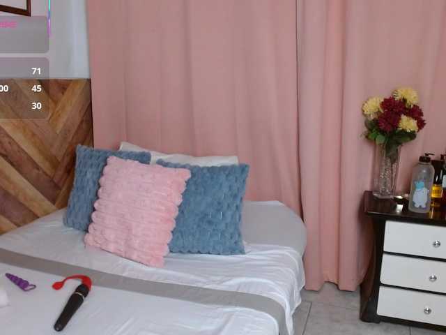 idalisVanucci live cam on BongaCams
