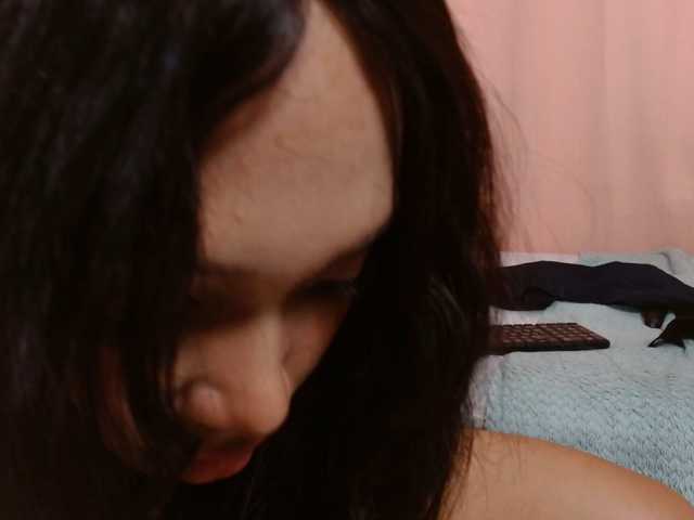 idalisVanucci live cam on BongaCams