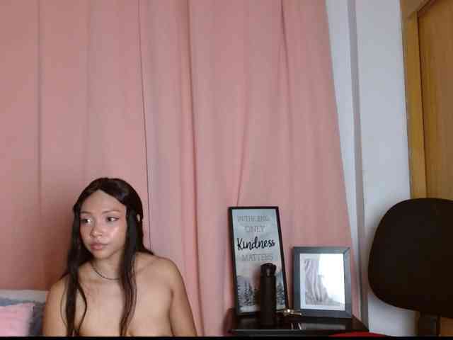 idalisVanucci webcam