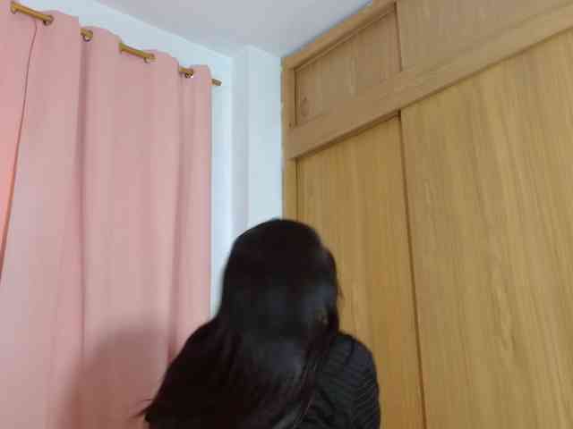 idalisVanucci webcam