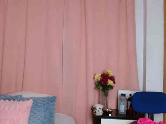 idalisVanucci webcam