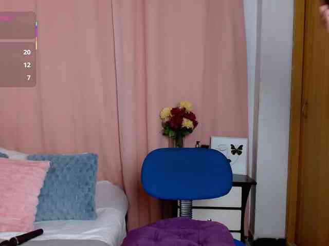 idalisVanucci webcam