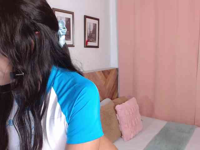 idalisVanucci webcam