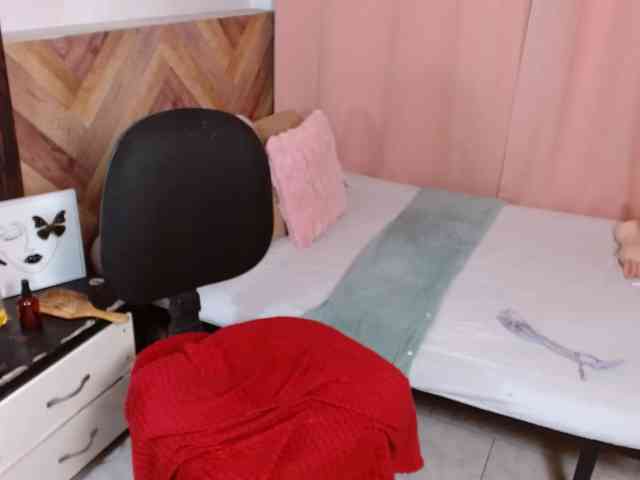 idalisVanucci webcam