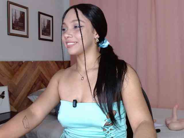 idalisVanucci webcam