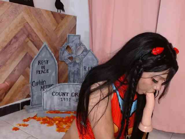 Model: idalisVanucci