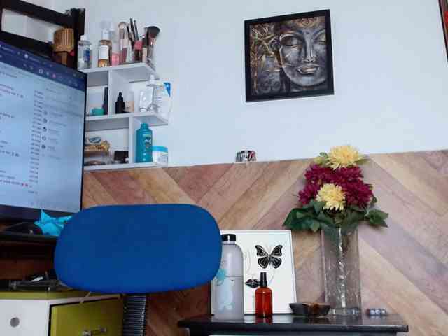 idalisVanucci webcam