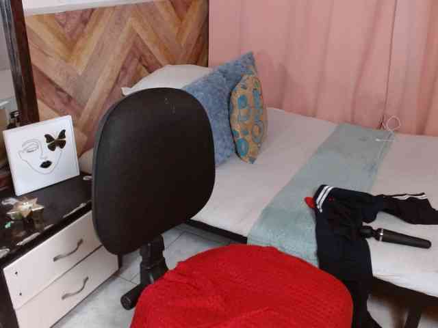 idalisVanucci webcam