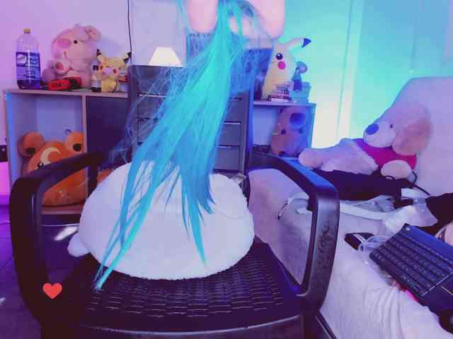 Lilith-asami webcam