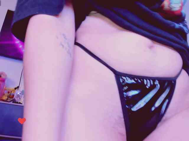 Lilith-asami webcam