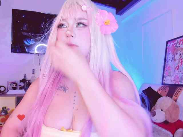 Lilith-asami webcam