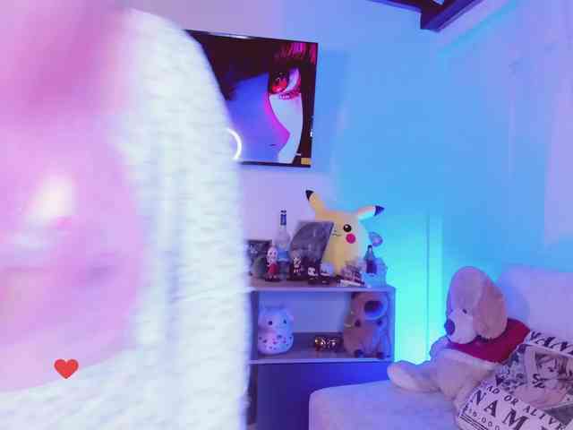 Lilith-asami webcam