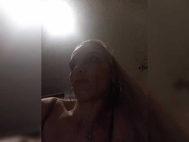 Laurien live cam on BongaCams