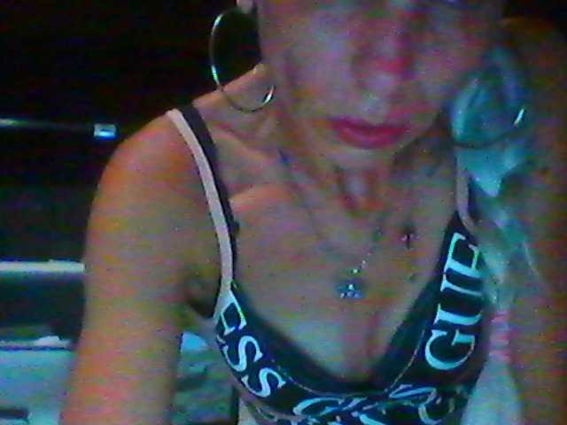 Laurien live cam on BongaCams