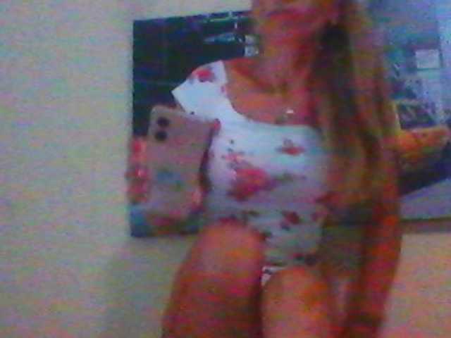 Laurien live cam on BongaCams