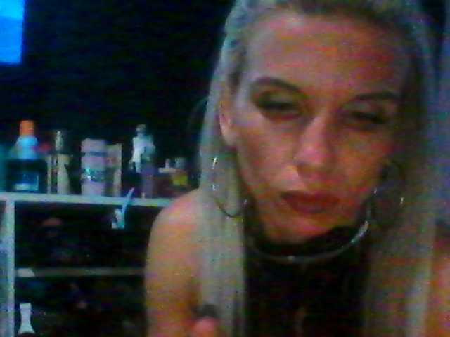 Laurien live cam on BongaCams