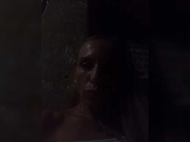 Laurien live cam on BongaCams
