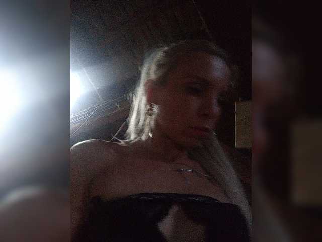 Laurien live cam on BongaCams