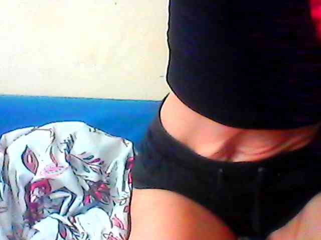 Model: Lauries