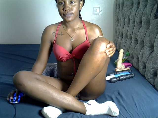 Alexa3909 live cam on BongaCams