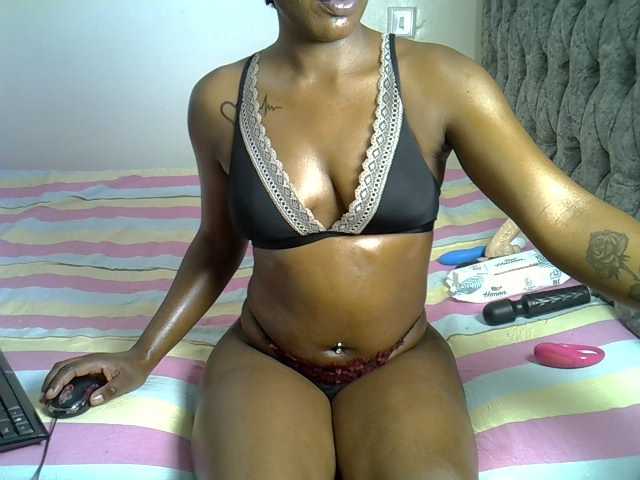 Alexa3909 live cam on BongaCams