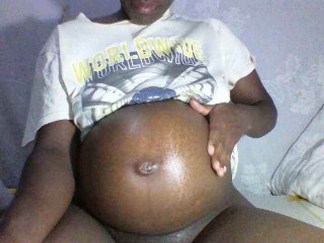 african-pussy1 live cam on BongaCams