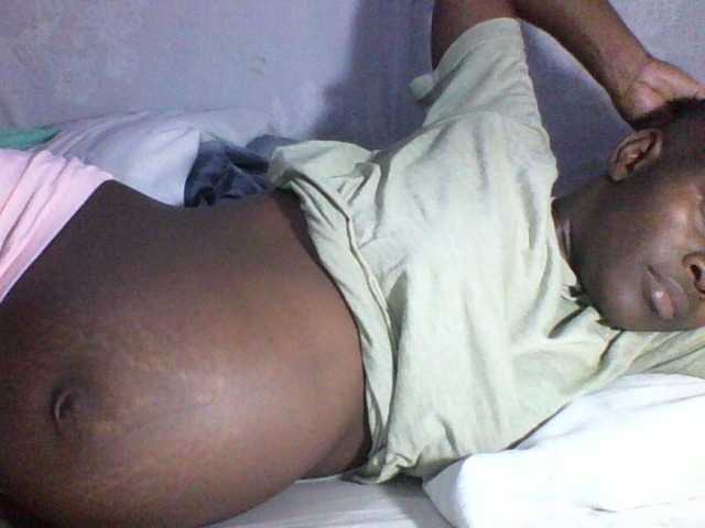 african-pussy1 live cam on BongaCams