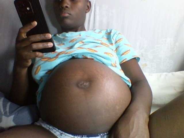 african-pussy1 live cam on BongaCams
