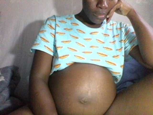 african-pussy1 live cam on BongaCams