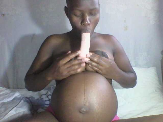 african-pussy1 live cam on BongaCams