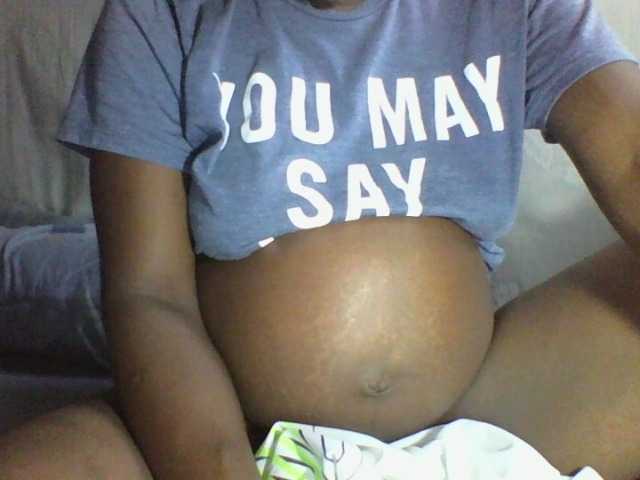 african-pussy1 live cam on BongaCams