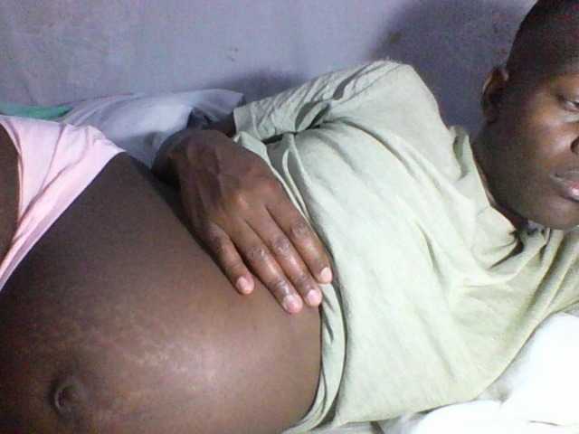 african-pussy1 live cam on BongaCams