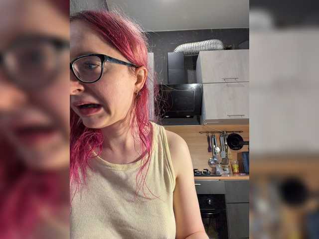emma4you live cam preview