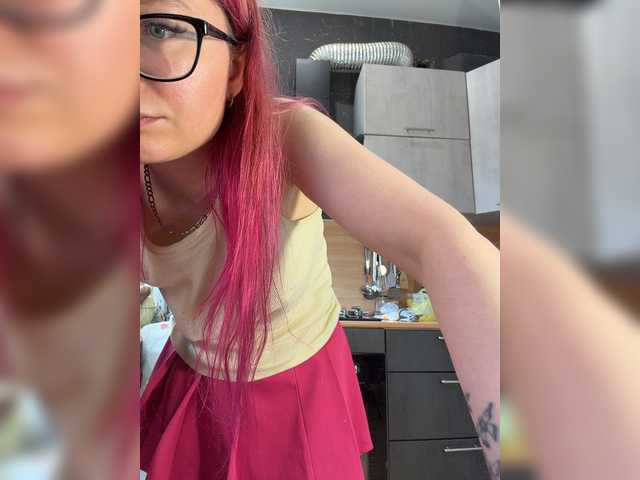 emma4you live cam preview
