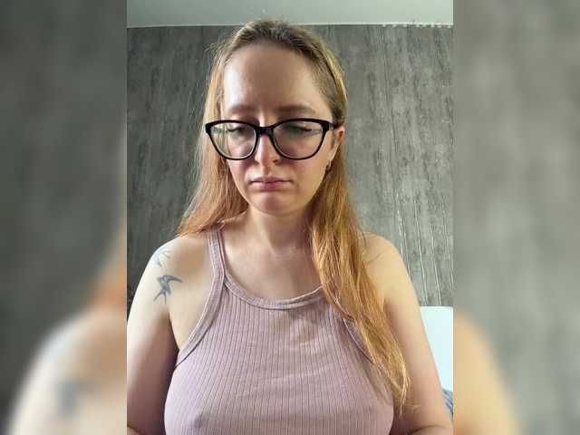 Emma4coy's BongaCams show and profile