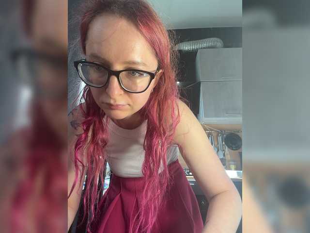 Emma4coy live cam on BongaCams