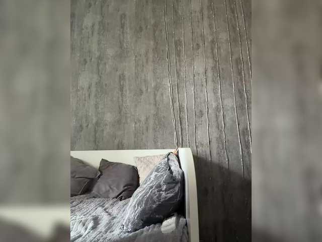 Emma4coy live cam on BongaCams