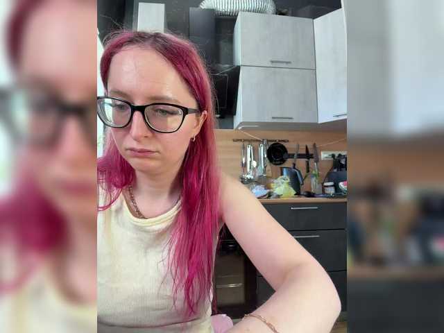 Emma4coy live cam on BongaCams