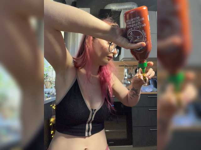 Emma4coy live cam on BongaCams