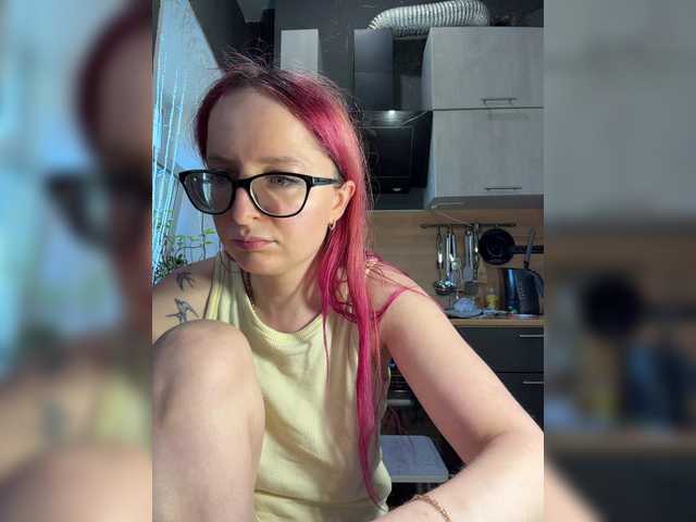emma4you live cam preview