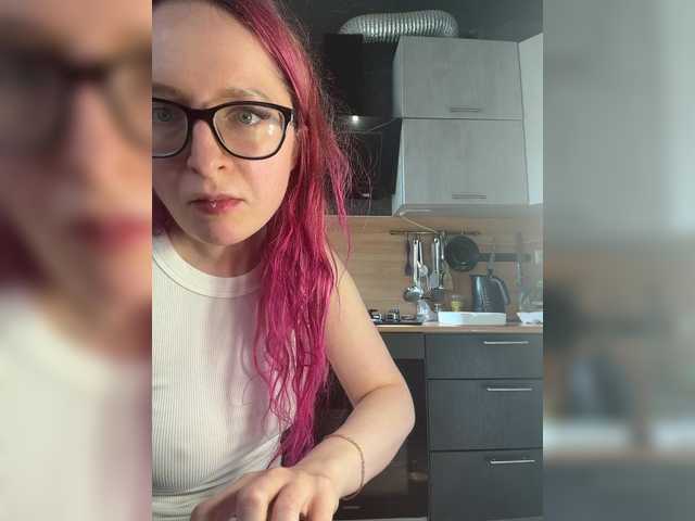 emma4you live cam preview