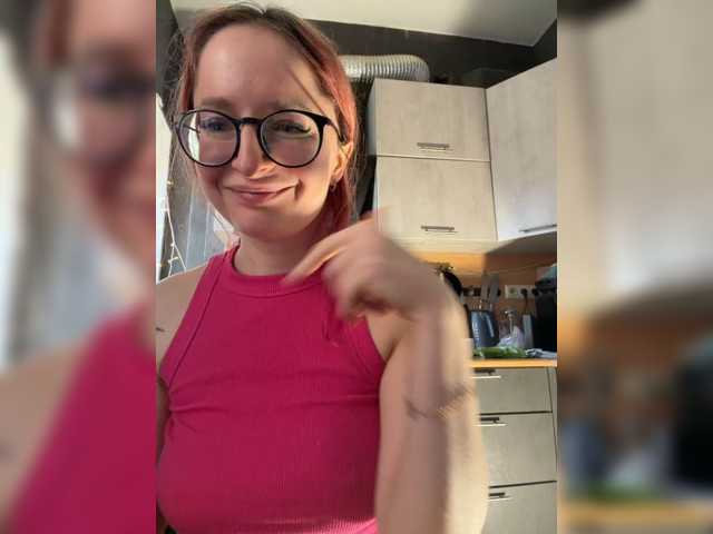 emma4you live cam preview