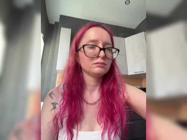 Emma4coy live cam on BongaCams