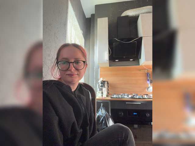 Emma4coy live cam on BongaCams