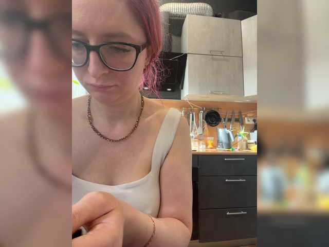 emma4you live cam preview