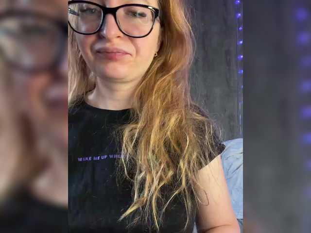 Emma4coy's BongaCams show and profile