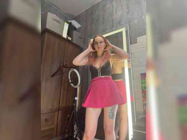 Model: Emma4you