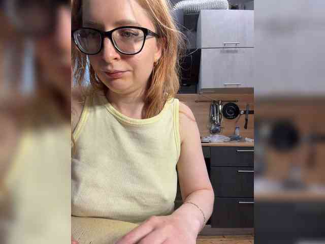 Model: Emma4you